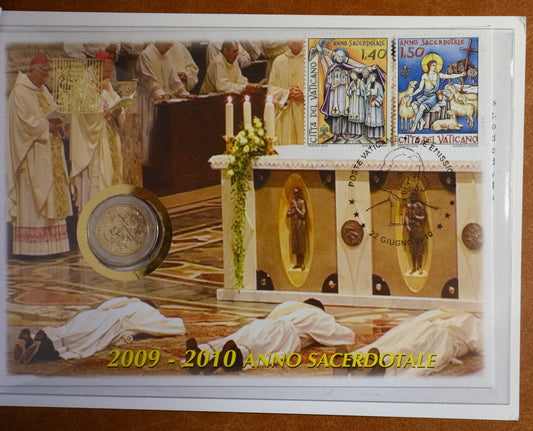 2 Euro Vatikán 2010 - A papság éve (Numisbrief)