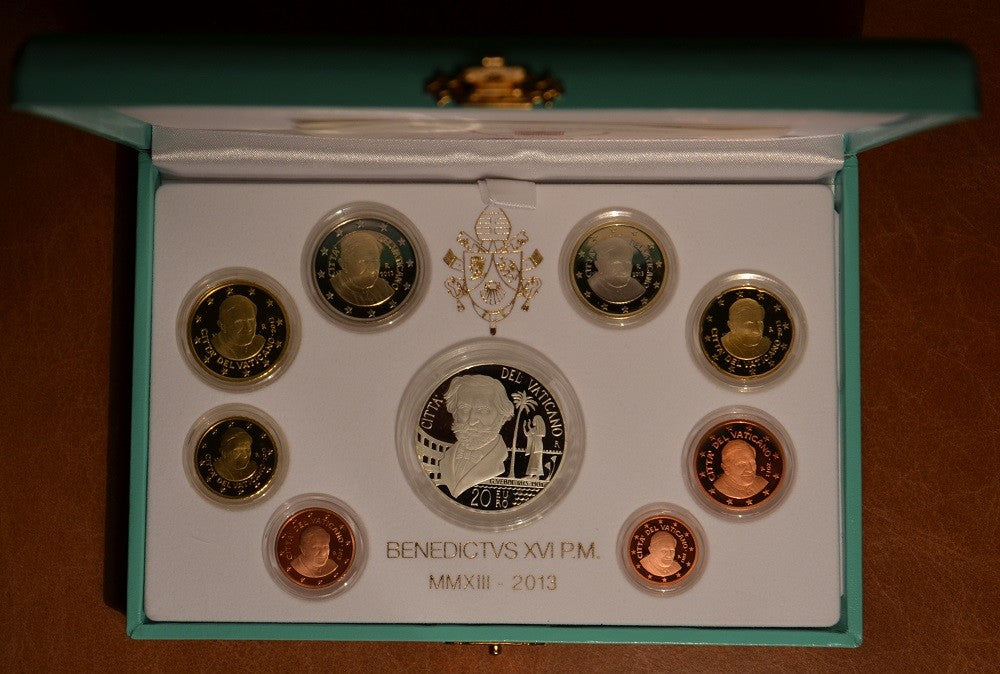Vatikán 2013 - 8 részes forgalmi sor  + 20 Euro Ag (Proof)